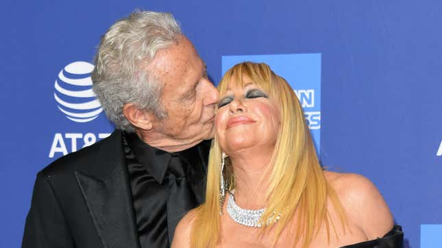 Image for article titled I Can&#39;t Stop Looking at Suzanne Somers&#39;s $8 Million, Zebra-Upholstered Sex Nest
