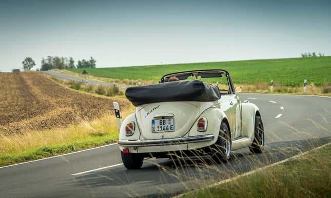 Image for article titled Volkswagen Will Now Convert Classic Beetles To Electric Power Which Is Maybe Even Better Than A New EV Beetle