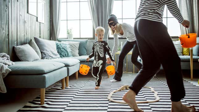 Image for article titled How to Trick-or-Treat Inside Your Home