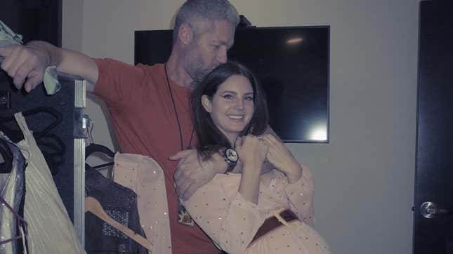 Image for article titled Unfortunately, Lana Del Rey Is Still Dating That Cop