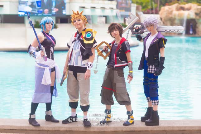 Image for article titled 2019's Last Big Cosplay Show Was A Christmas Treat