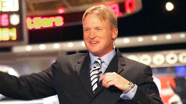 Image for article titled Jon Gruden Shares Weird Childhood Story About Spying On Naked Brother