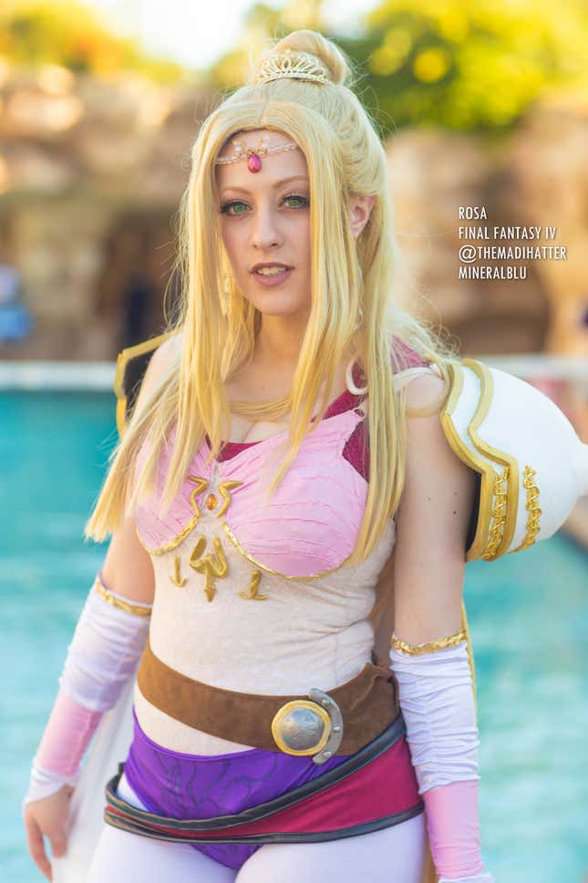 Image for article titled 2019's Last Big Cosplay Show Was A Christmas Treat