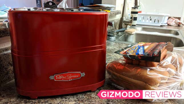 Image for article titled It Pains Me to Report This Hot Dog Toaster Is a Piece of Shit