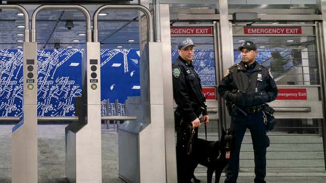 Image for article titled NYC Opens $500 Million Decoy Subway Station To Catch Turnstile Jumpers