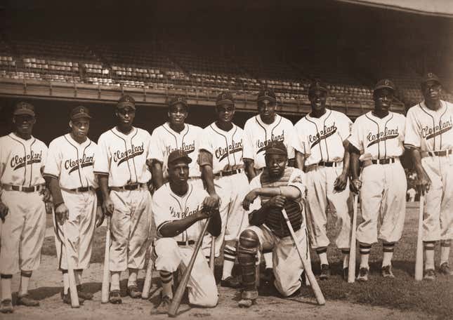 The 1947 Cleveland Buckeyes. Sam Jethroe is back row, far right.