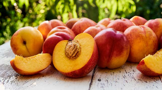 Image for article titled Your peaches might be contaminated with salmonella