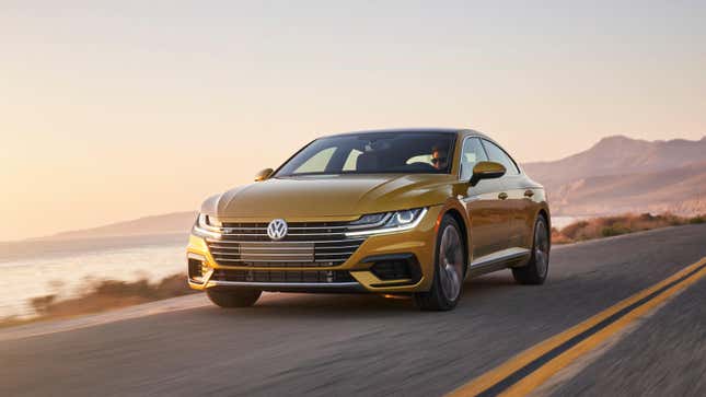 The 2019 Volkswagen Arteon Has Awful Headlights: IIHS