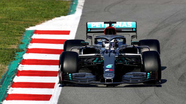 Image for article titled Two Days Into F1 And Mercedes Has A New Part That Definitely Looks Illegal