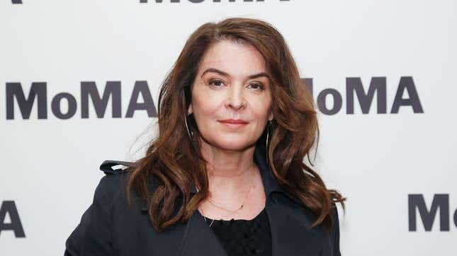 Image for article titled Annabella Sciorra Says Her Weinstein Testimony Was 'Painful But Necessary'