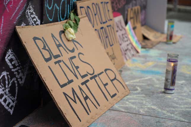 Image for article titled Black Lives Matter Mural Vandalized in Portland as Tension Between Protesters and Federal Agents Rise
