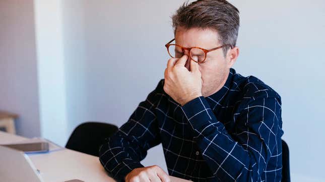 Image for article titled ‘How Can They Expect Me To Focus Today?’ Asks Man Putting In Usual Half-Assed Effort At Work