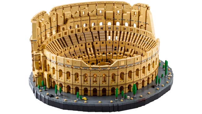 Image for article titled At 9,036 Pieces, the Roman Colosseum Is Officially the Largest Lego Set Ever