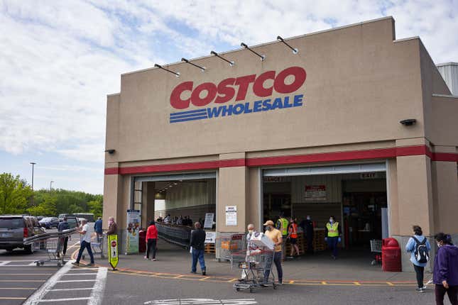 Image for article titled Costco Bans Employees From Wearing Masks That Say Black Lives Matter, Because It Is &#39;Political&#39;