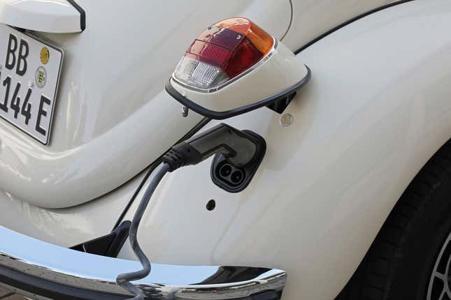 Image for article titled Volkswagen Will Now Convert Classic Beetles To Electric Power Which Is Maybe Even Better Than A New EV Beetle