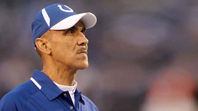 Image for article titled Tony Dungy Casually Asks Michael Vick If Dogfighting Was Fun
