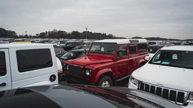 Image for article titled Inside Japan's Biggest Used Car Auction