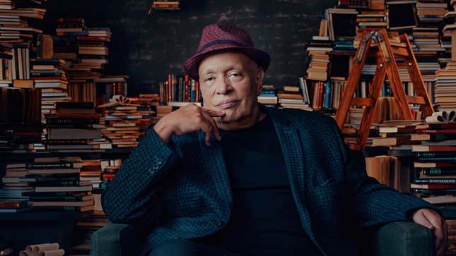Image for article titled Learn Writing With a Master: Walter Mosley Is Sharing His Creative Process on MasterClass
