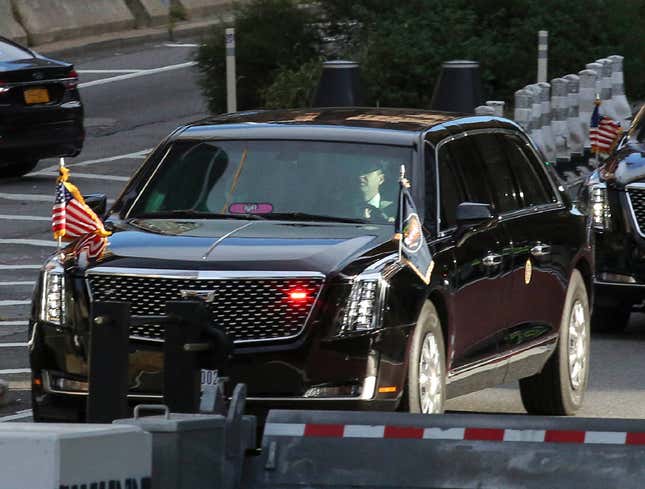 Image for article titled Trump Motorcade Picks Up Few Lyft Passengers To Help President Make Ends Meet