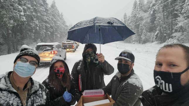 Image for article titled Health Care Workers Give COVID-19 Vaccines To Motorists Stranded In A Snowstorm