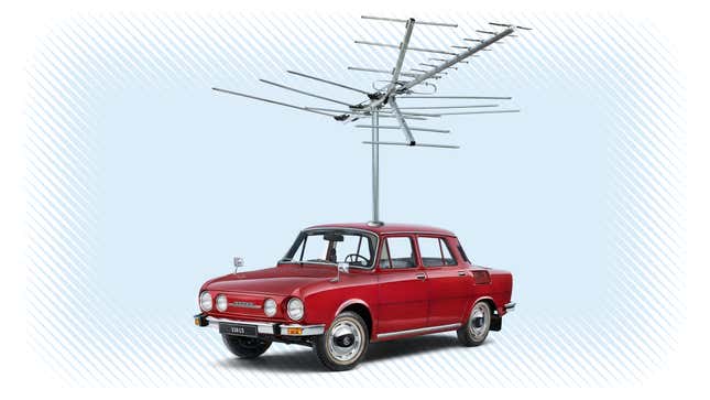 Image for article titled Why Cars Don&#39;t Have Those Long Antennas Anymore