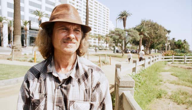 Bill Landreth, former teen hacker of the early 1980s, now homeless in Santa Monica on March 18, 2016 (Photo by Matt Novak)
