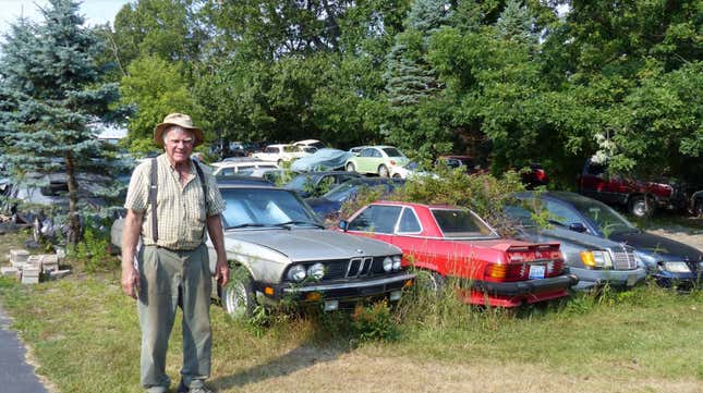 Image for article titled A Michigan Town Is Forcing This Man To Sell 20 Old Cars Off His Property Every Month