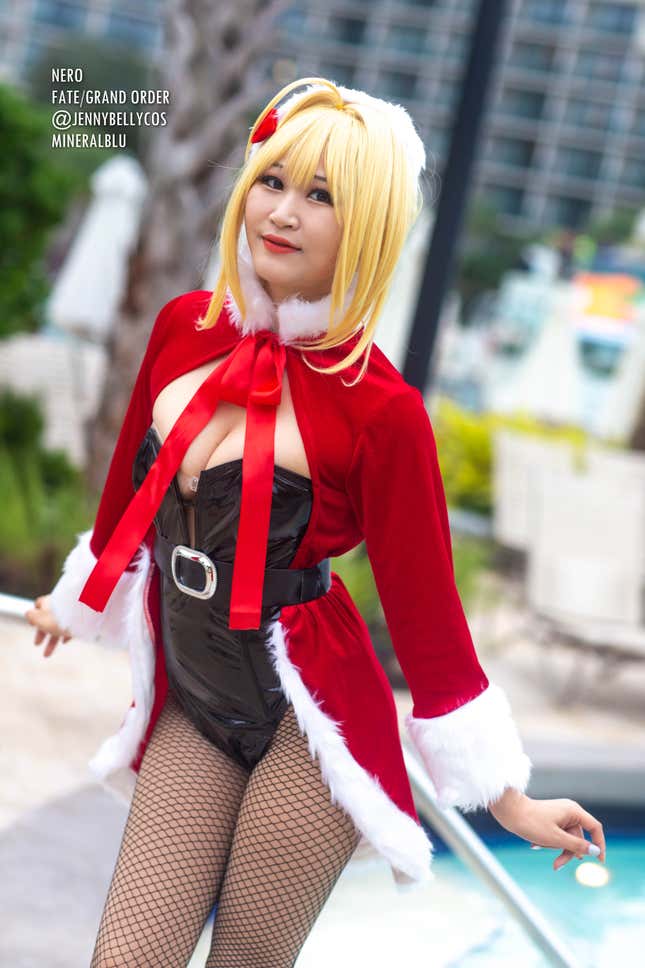 Image for article titled 2019's Last Big Cosplay Show Was A Christmas Treat