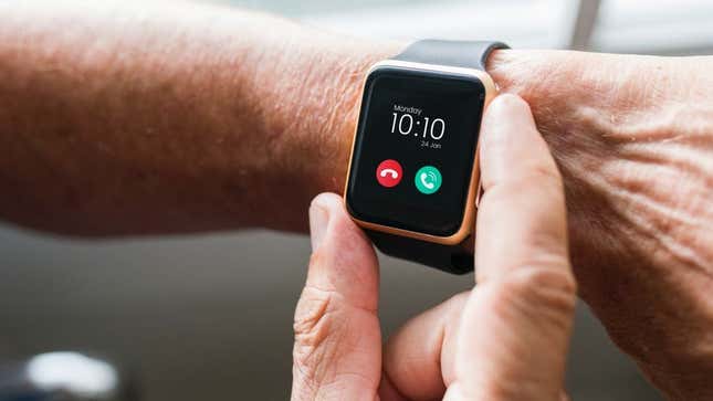 Image for article titled Get an Apple Watch for $200 Right Now