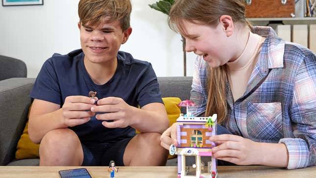 Image for article titled Lego Is Finally Introducing Audio and Braille Building Instructions for the Visually Impaired
