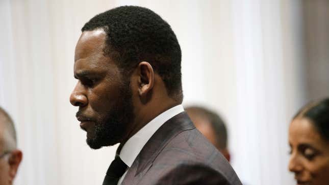 R. Kelly appears at a hearing before Judge Lawrence Flood June 26, 2019, in Chicago.