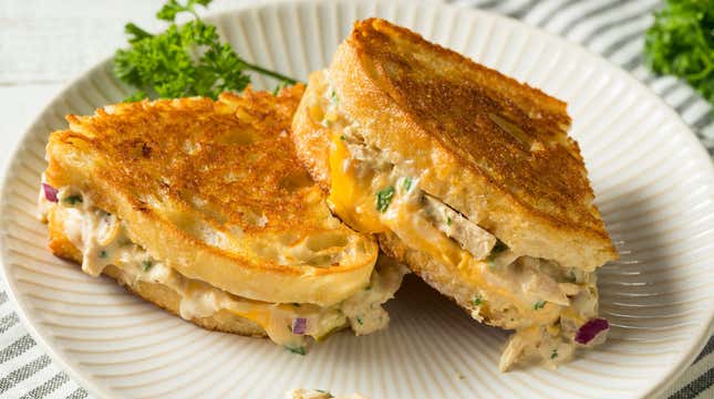 Image for article titled Virginia senator needs someone to show him how to make a better tuna melt