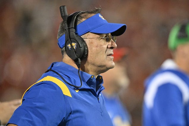 Coaches set friendship aside as Wofford opens at Pitt