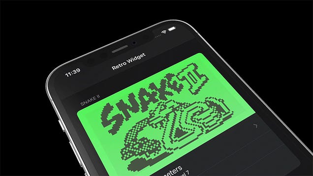 This smartphone app lets you play Snake like you're on an old