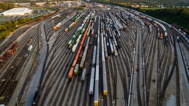 New federal rule may help boost competition for railroad shipments at companies with few options