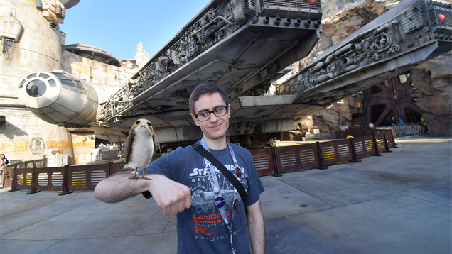 Star Wars: Galaxy's Edge Is Almost Too Alien for Its Own Good