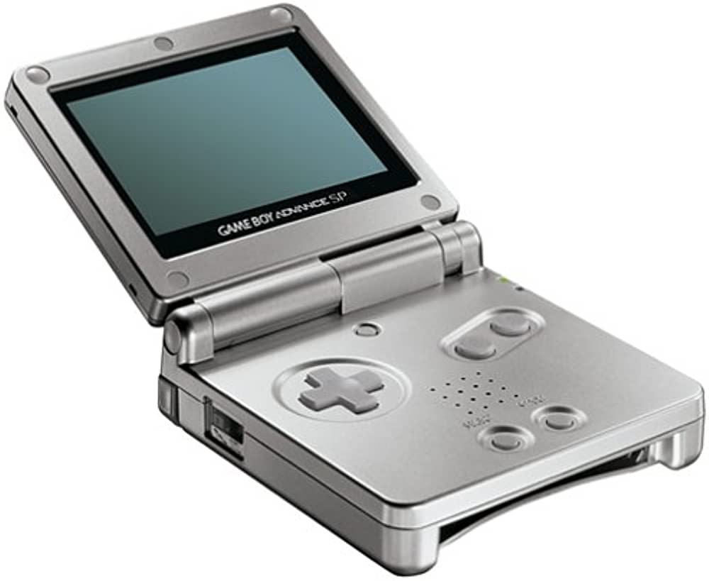 Render pokazuje Game Boy Advance SP Silver.