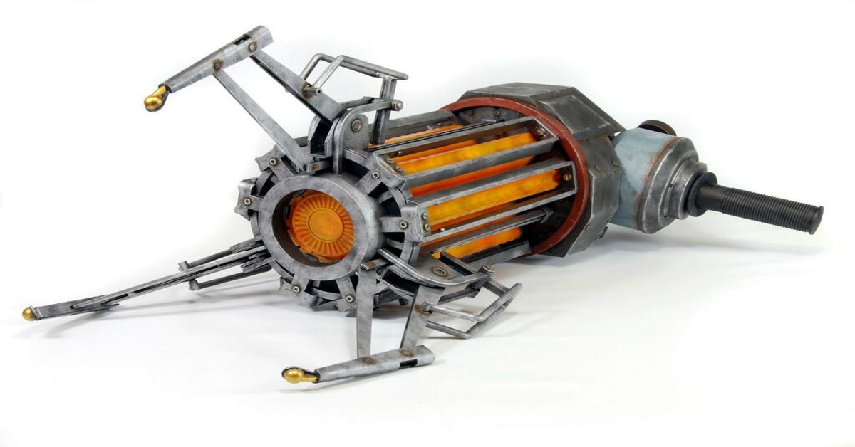 This Is What The Half-Life 2 Gravity Gun Replica Looks Like | Kotaku ...