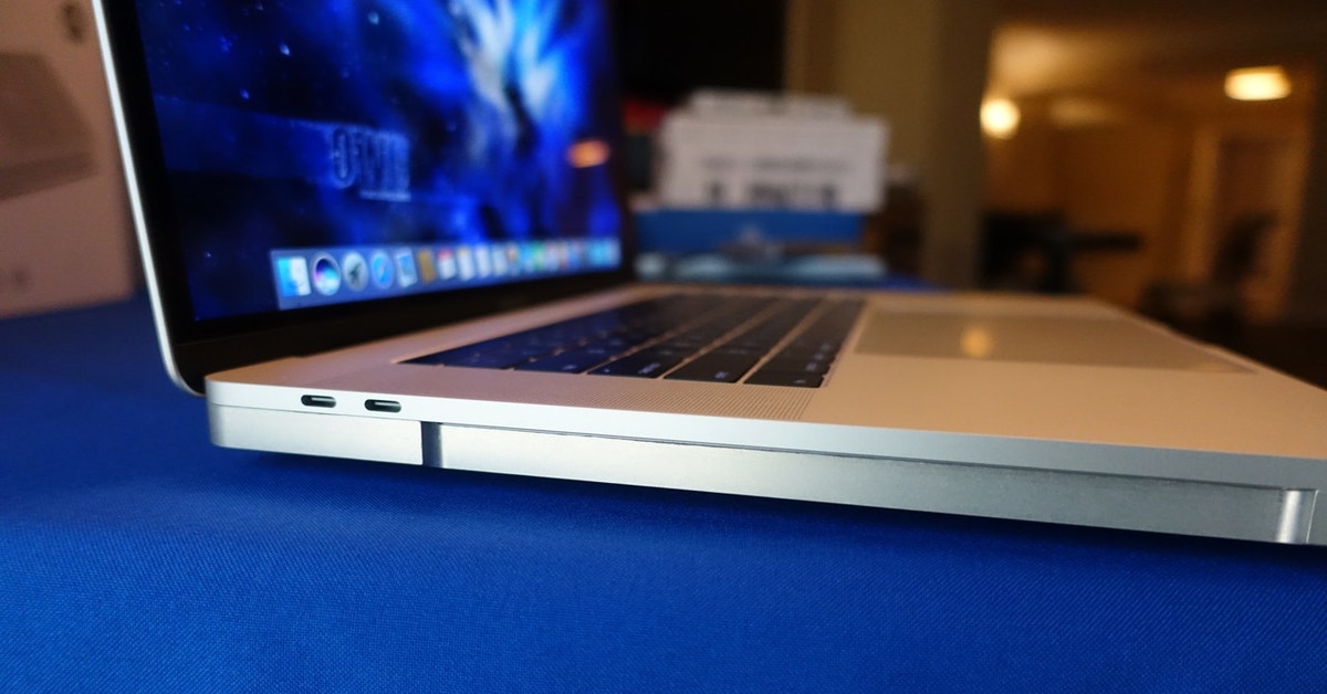 A New Accessory Makes The Macbook Pro Actually Suitable For Pros