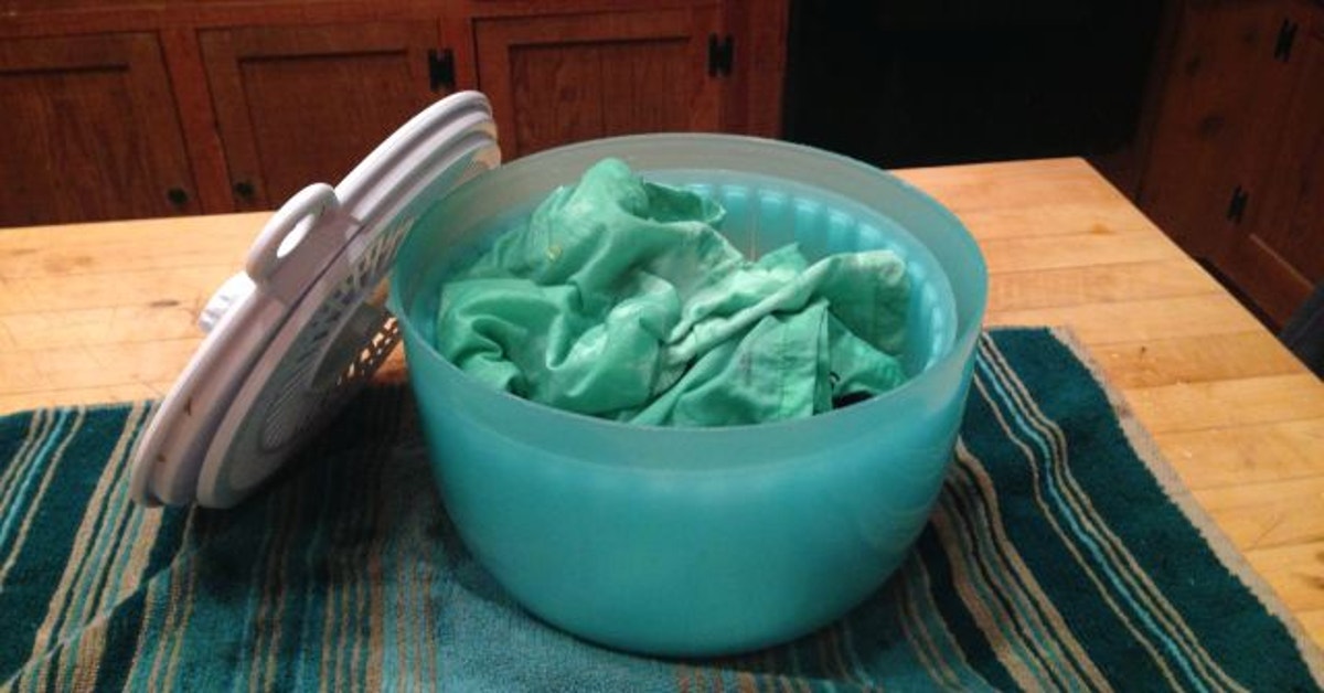 Dry Your Swimsuit Quickly With A Salad Spinner Lifehacker Australia