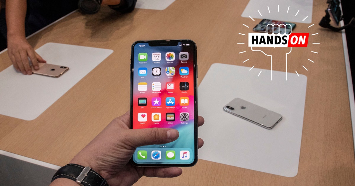 iPhone Xs Max First Impressions: Just How Massive Is This Freaking