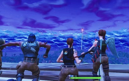 Fortnite Player Snags Kill Record By Wrecking Crowd Of ...