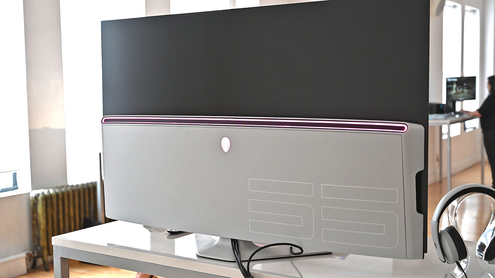 Dell Announces The World S First 55 Inch Oled Gaming Monitor