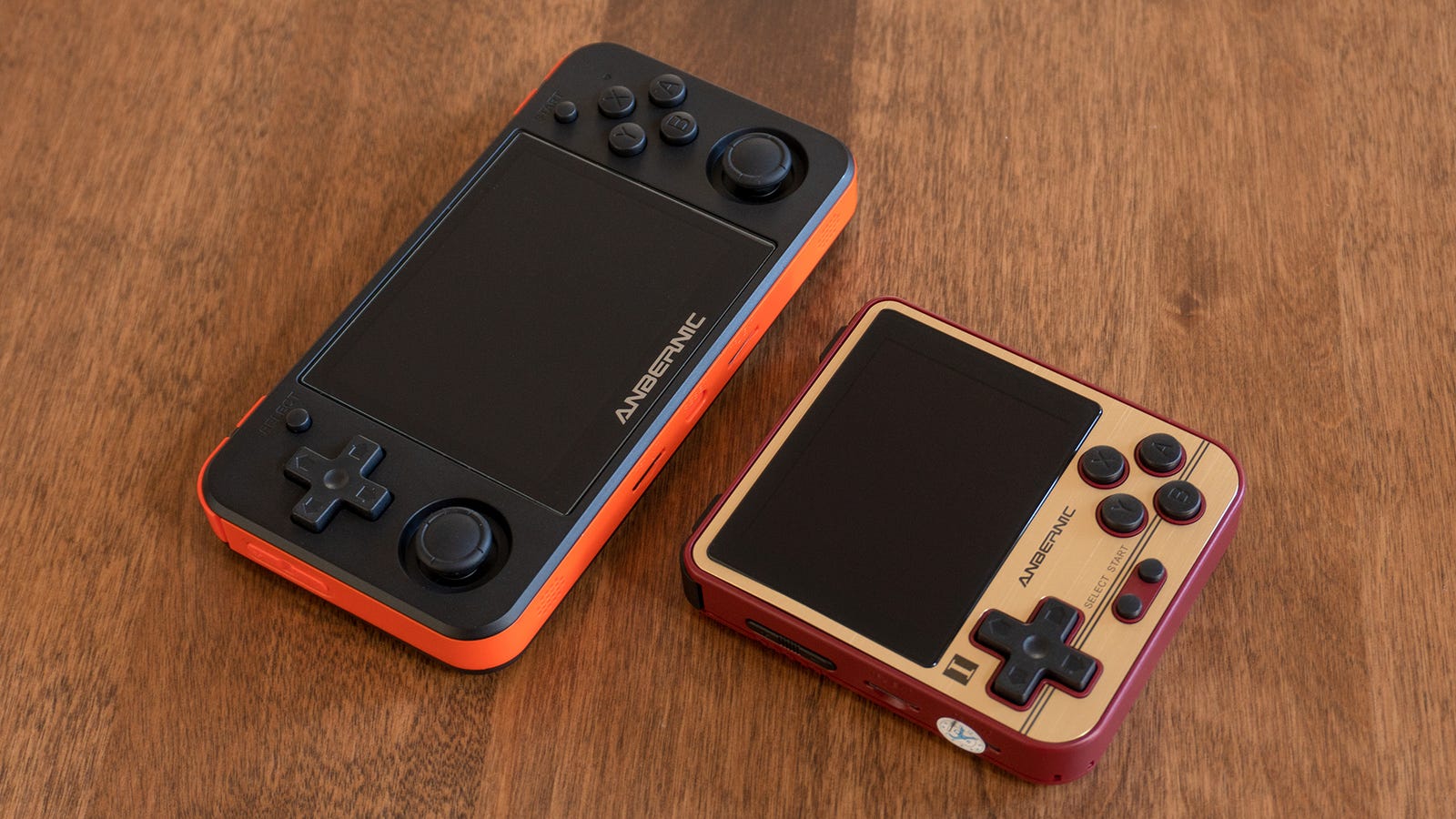 The RG280V (right) is much smaller than the RG350P (left) but runs with the same processor and RAM so it can technically play any game the larger handheld can.