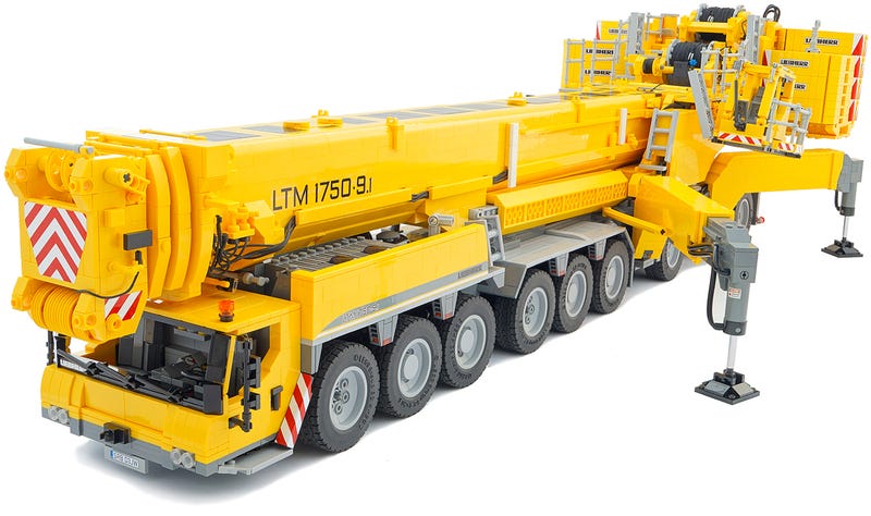 largest lego crane