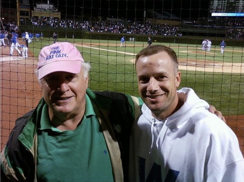 Cubs Pink Hat Green Shirt 2024 leynir.is