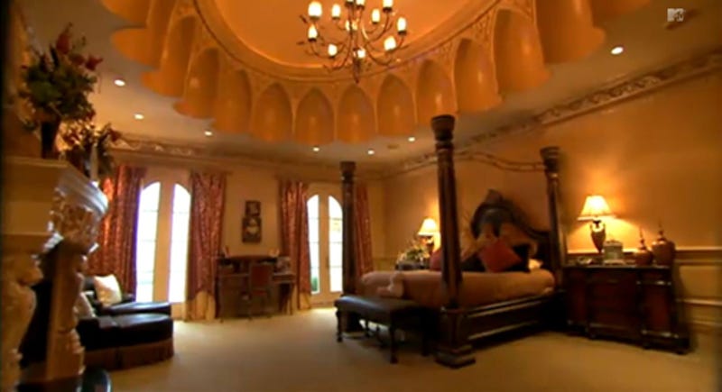 Inside Real Housewives Kim S Big Poppa S House