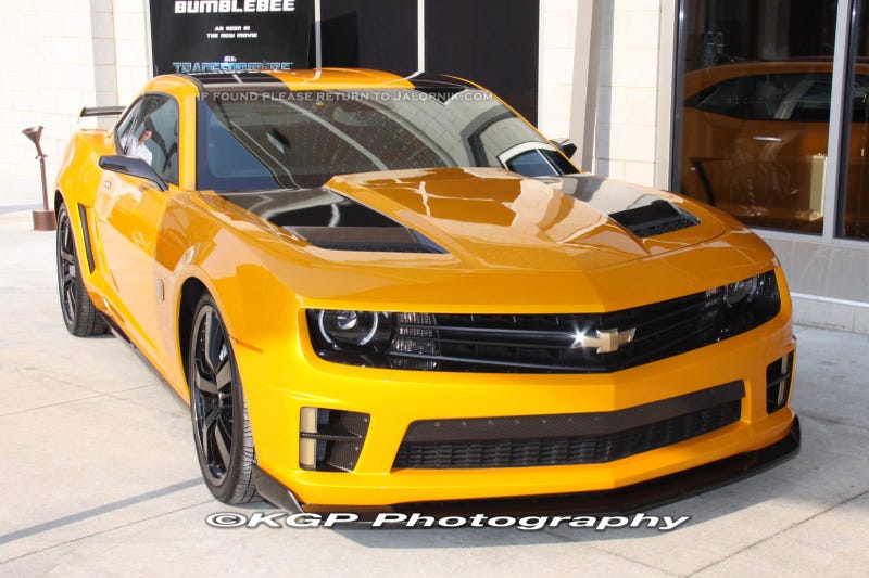 Transformers Dark Of The Moon Sideswipe Bumblebee First Look