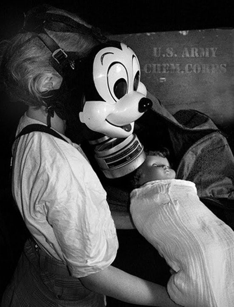gas mask ww2 mickey mouse