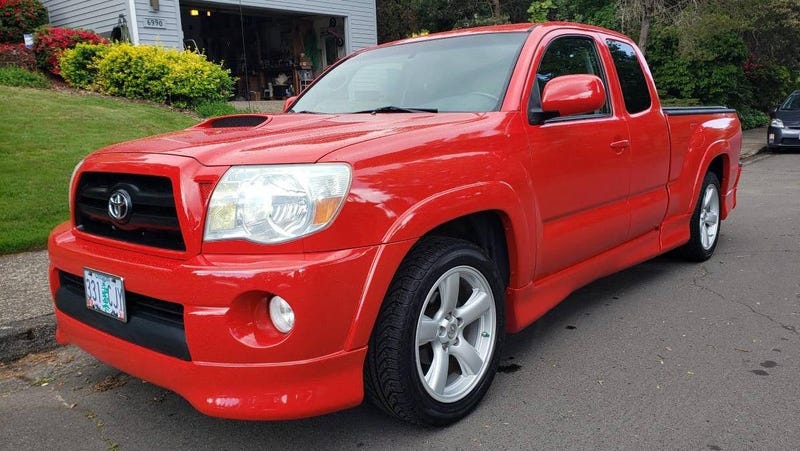 At 25 900 Will You Run To Buy This 06 Toyota Tacoma X Runner
